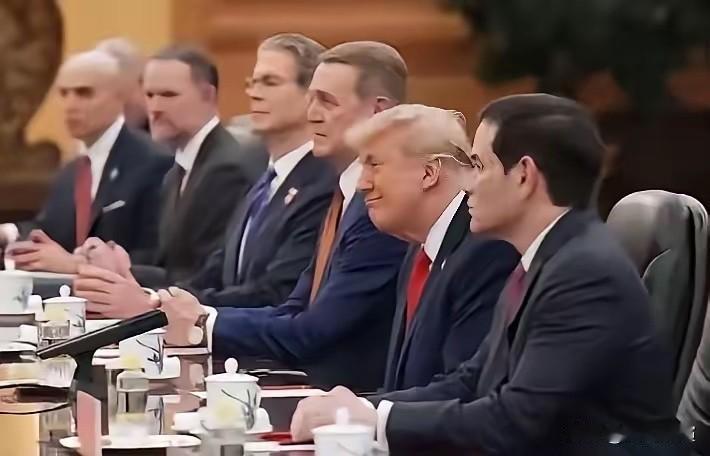 昨晚出席特朗普晚宴的中国企业家

这次参加特朗普晚宴的国内企业家，名单看得很多人
