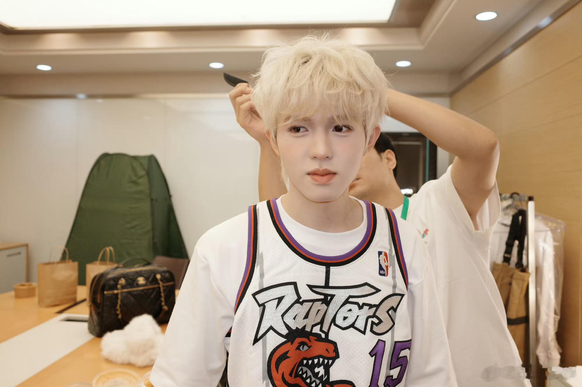 李昊在王牌玩尽兴了李昊说在王牌玩尽兴了李昊在王牌玩尽兴了，哈哈，[晕][晕] ​