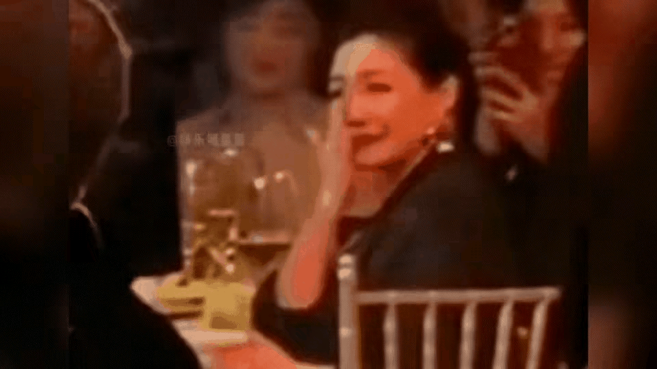 外界一直有声音猜测大S和具俊晔结婚她是否后悔。当初有人依据大S出席王伟忠女儿归宁