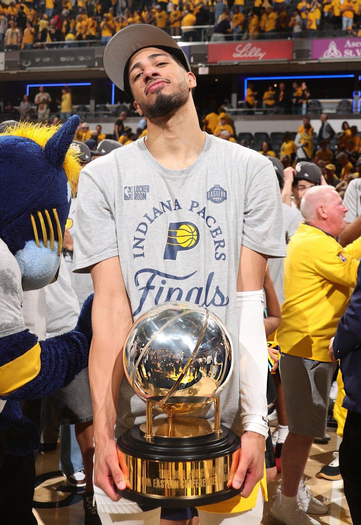 让我们向最坚强的球迷群体致敬...NBA总决赛