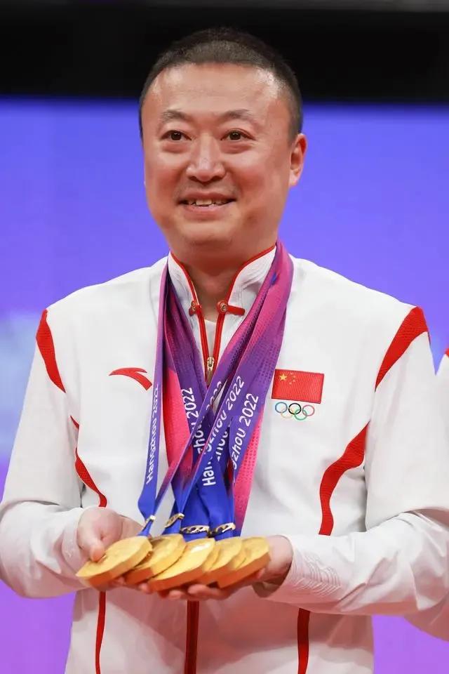 杭州亚运会乒乓球女双1/4决赛，国乒两对女双双双止步八强，马琳这次真的哭了。

