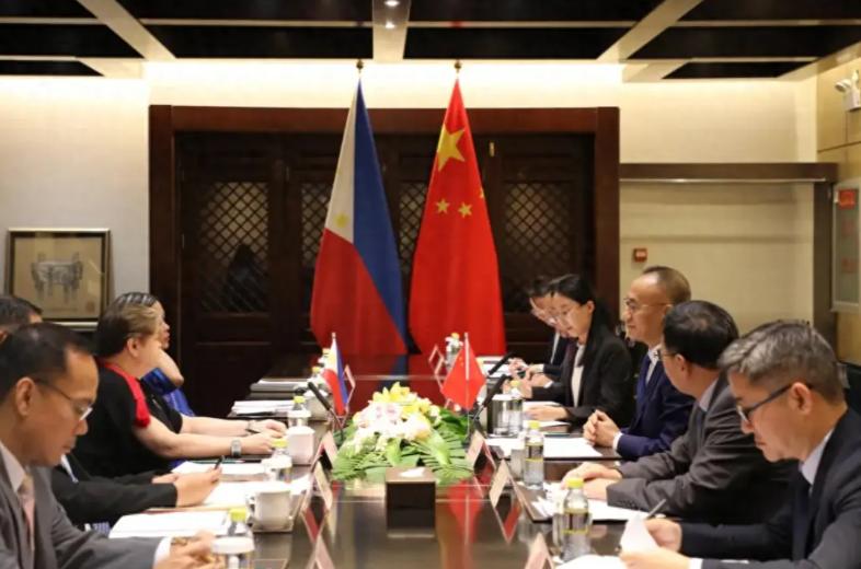 3月28日，中菲在泉州谈判，菲律宾提出两大蛮横要求！
 
这谈判挺有意思，菲律宾