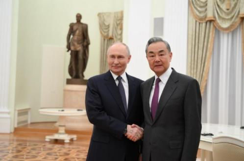 普京又要来中国了！克里姆林宫这次底气十足，早就放话总统绝不会空手而归。西方那些政