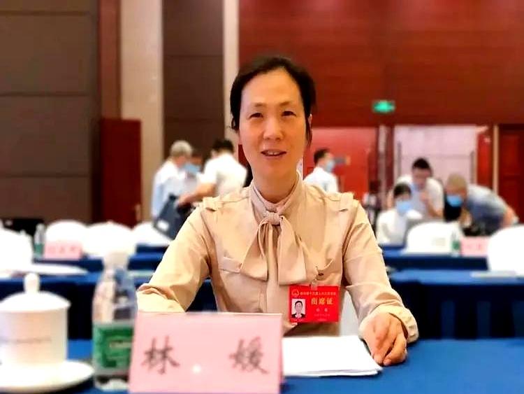 放弃美国英特尔的高薪和顶级实验室，在汶川地震后毅然扎根四川，这选择听上去是不是有