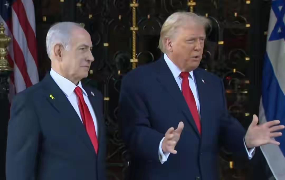 特朗普：普京说他被袭击了 我很生气 特朗普这反应还挺有意思。据新华社消息，他和普