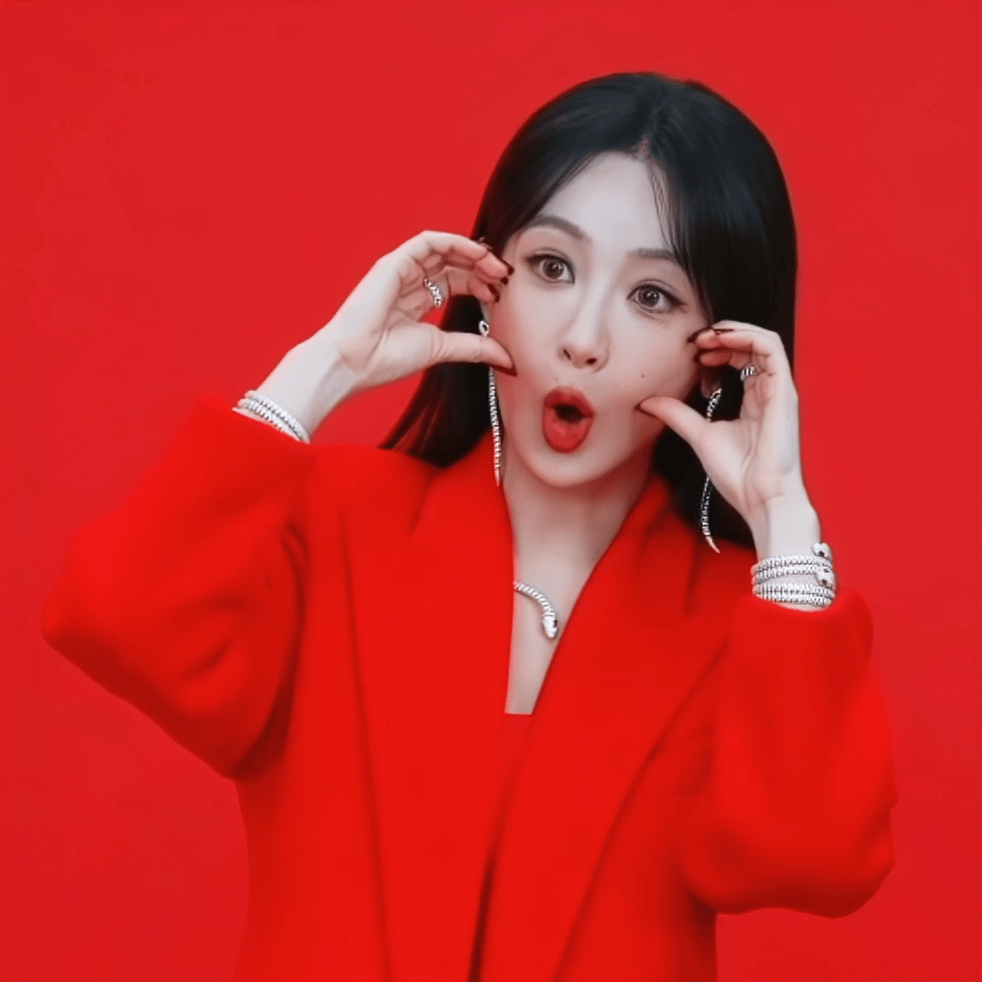 杨紫回应被粉丝叫老婆 她的接受是对我最大的鼓励，我要大声叫，老婆婆婆婆婆婆婆婆婆