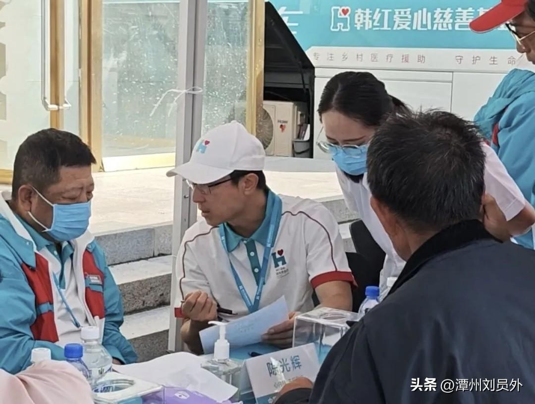 韩红昨日就之前为冯小刚电影站台以及随后的情绪化发言，发表致歉声明后，就一头扎进赴