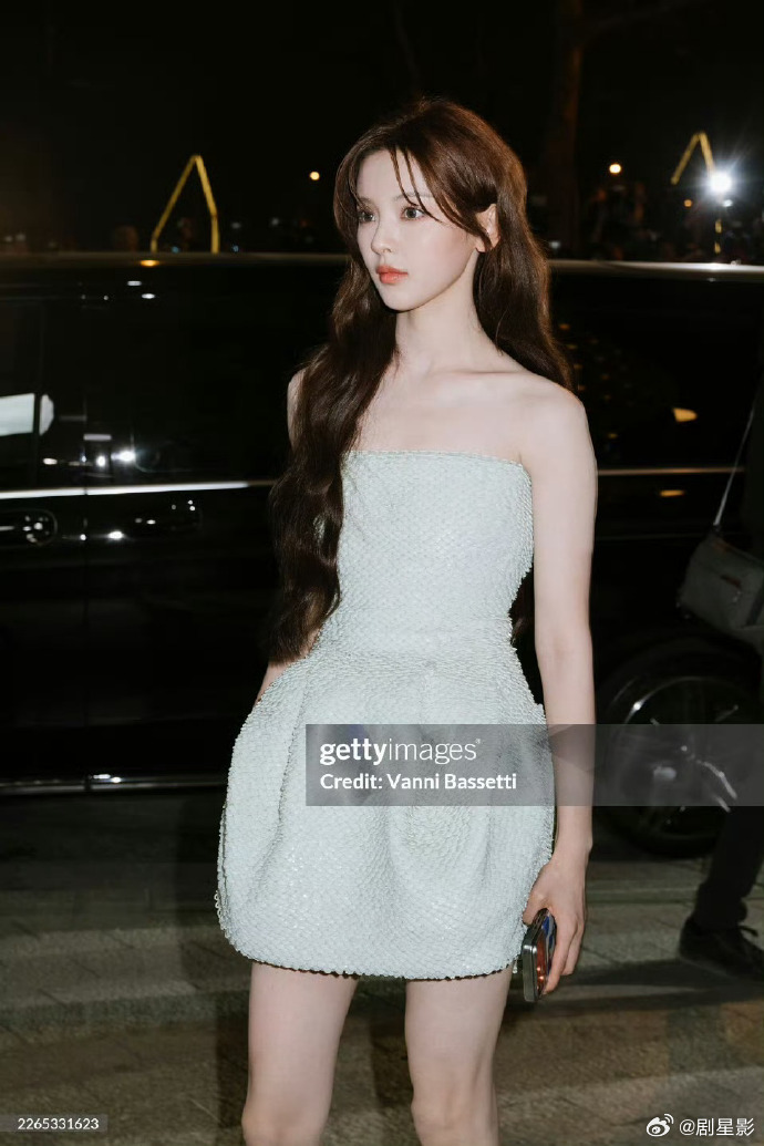 杨超越G社生图状态  杨超越G社生图状态简直就是把我惊艳到了呀，没有想到生图都能