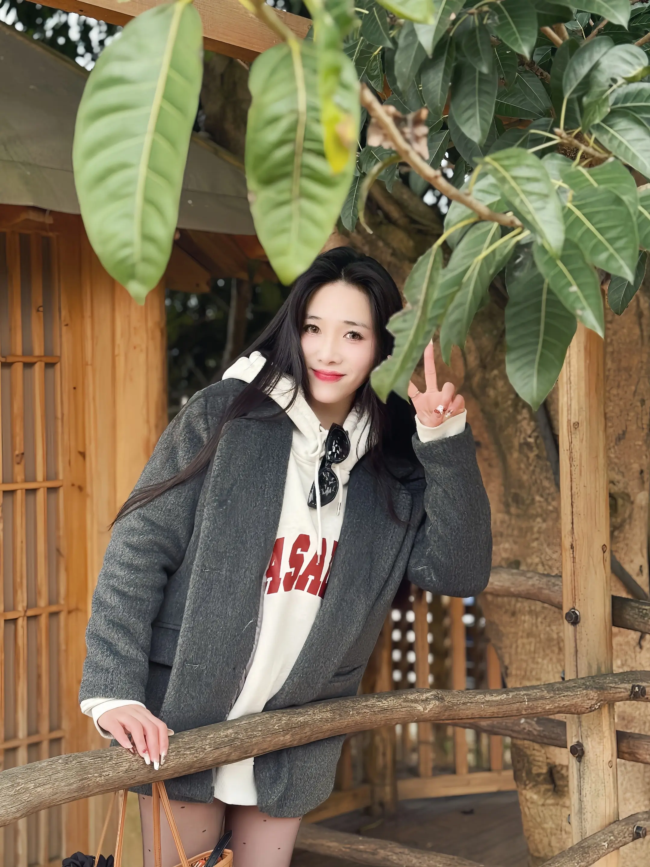 “立是开始 春是希望，万事顺遂 不止春天”