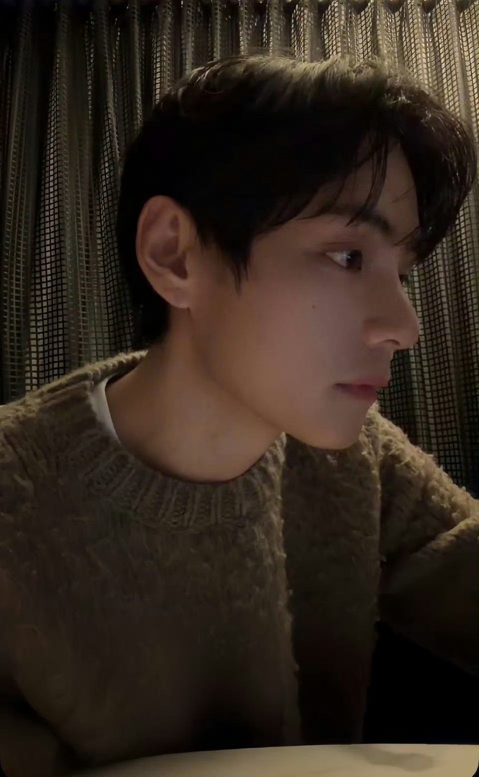 没懂 队长直播完金泰亨直播，谁也不解释田柾国的事，那是出来干啥，纯维护粉丝还是收