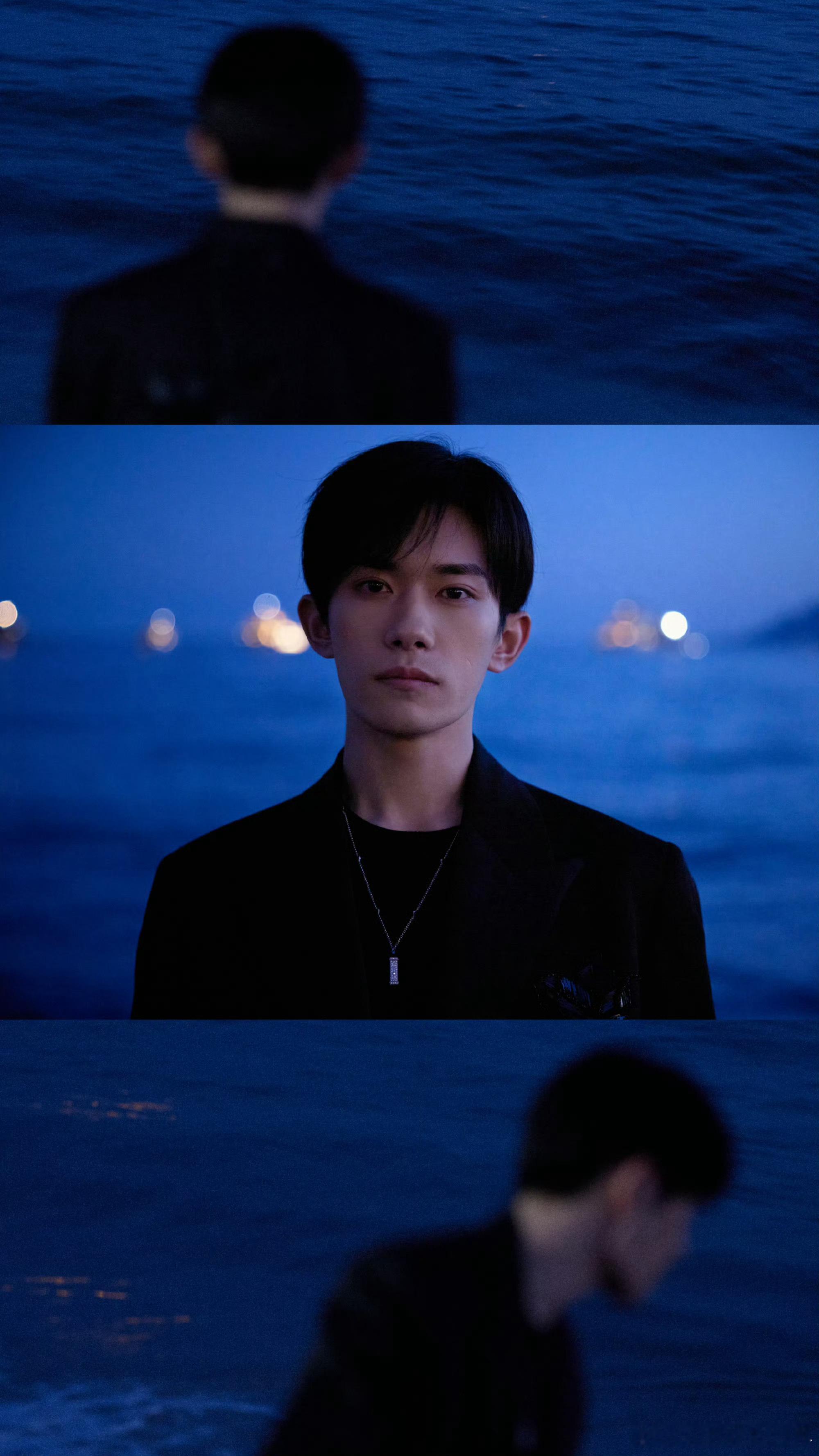 易烊千玺海边度假松弛感易烊千玺橘子海边度假 没有浓烈的修饰，只是简单站在橘子海边