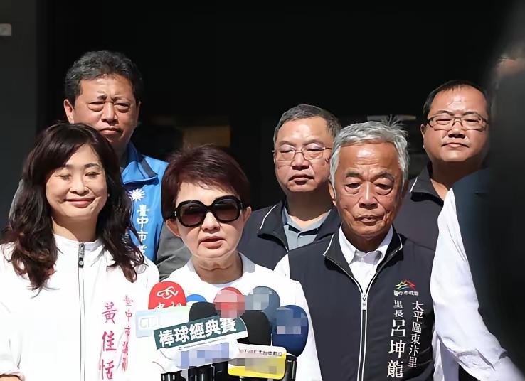 岛内天然气储备告急！

台中市市长卢秀燕近日发出警告，岛内天然气储备已危急，只能