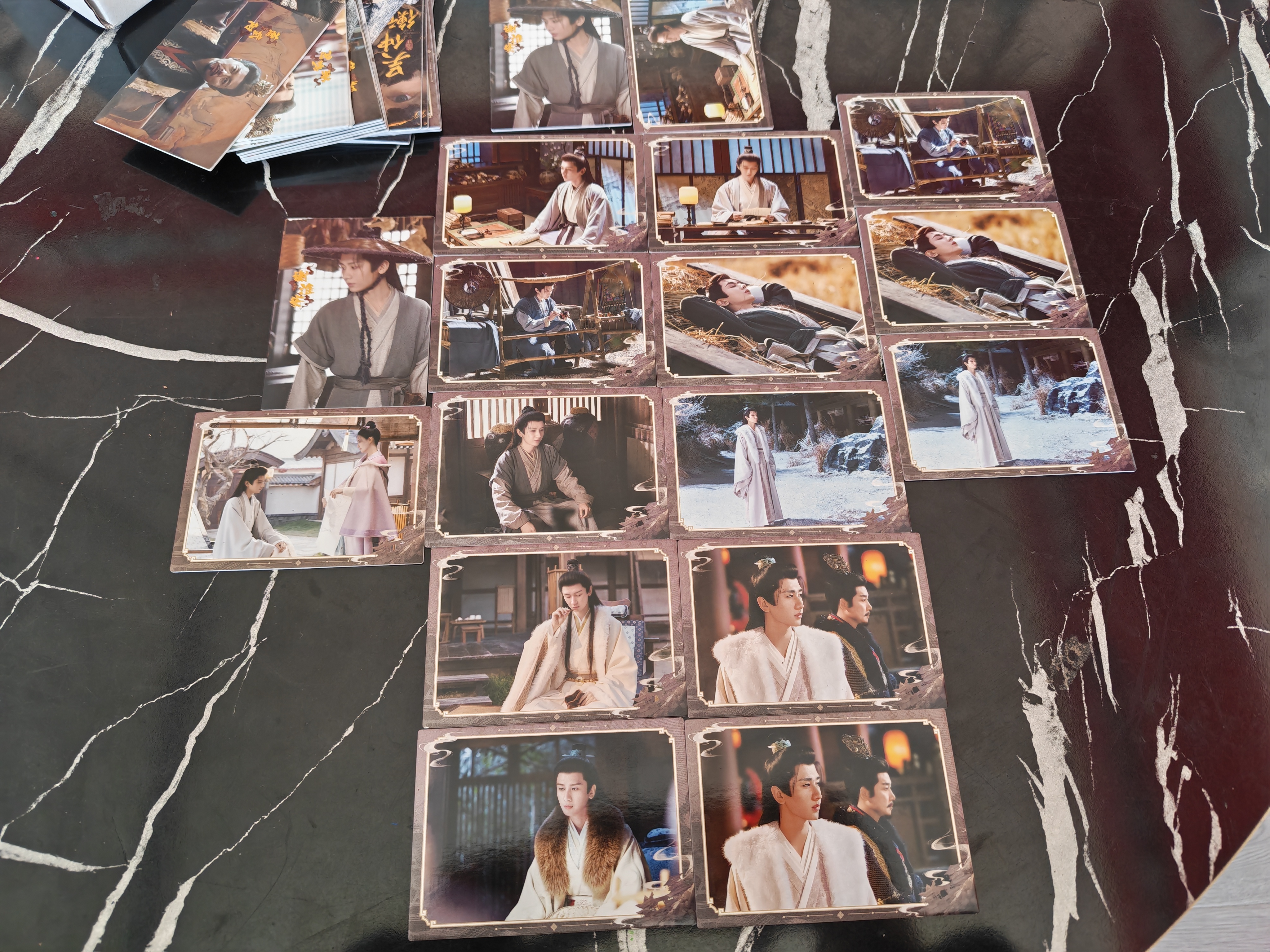 这不，一不小心又是快乐的一天，快被我遗忘的优酷小卡，今天毫无征兆的收到了，我们的