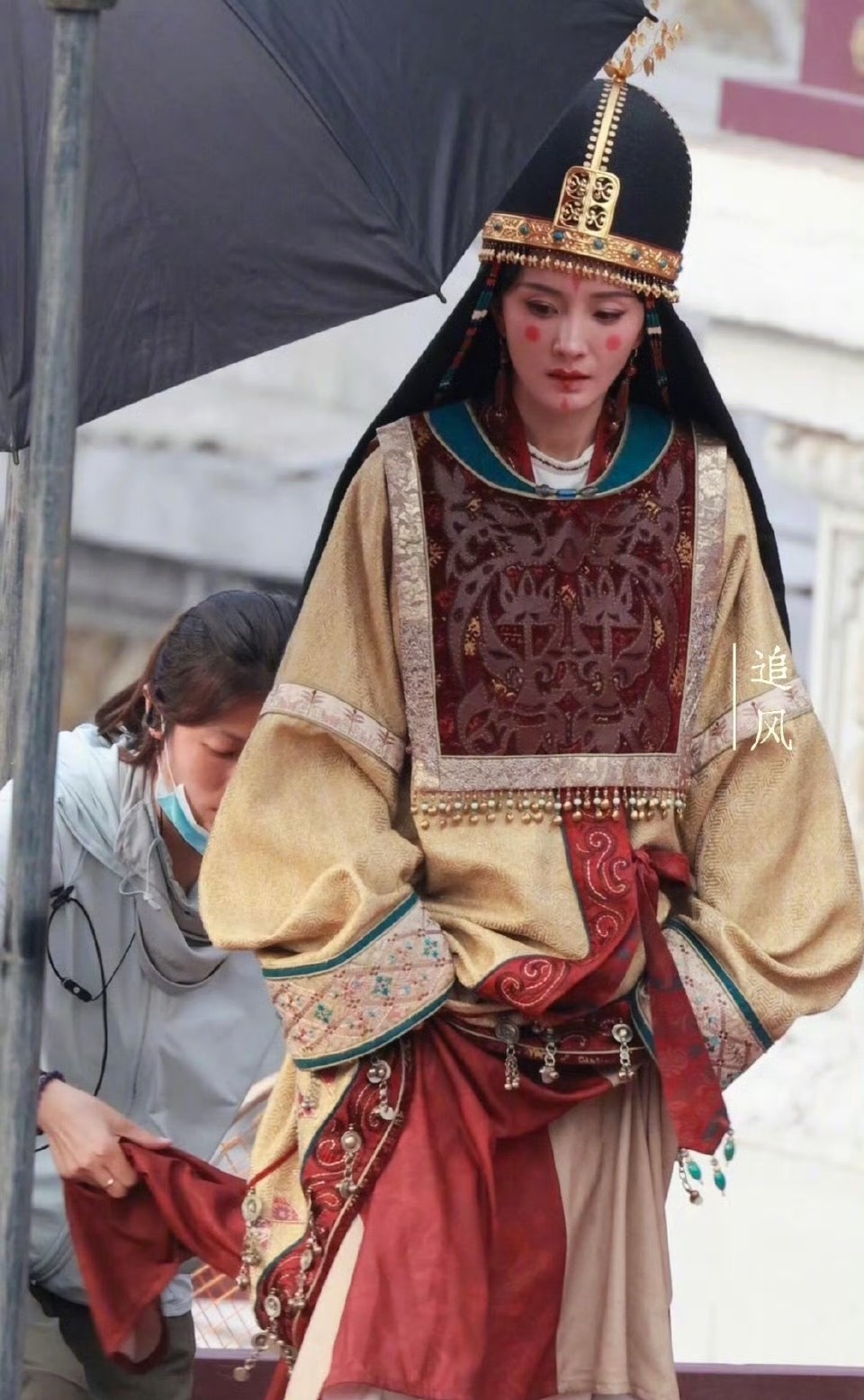 杨幂北魏妆杨幂还原北魏复原妆 杨幂还原北魏复原妆，好可爱的妆容啊！ 