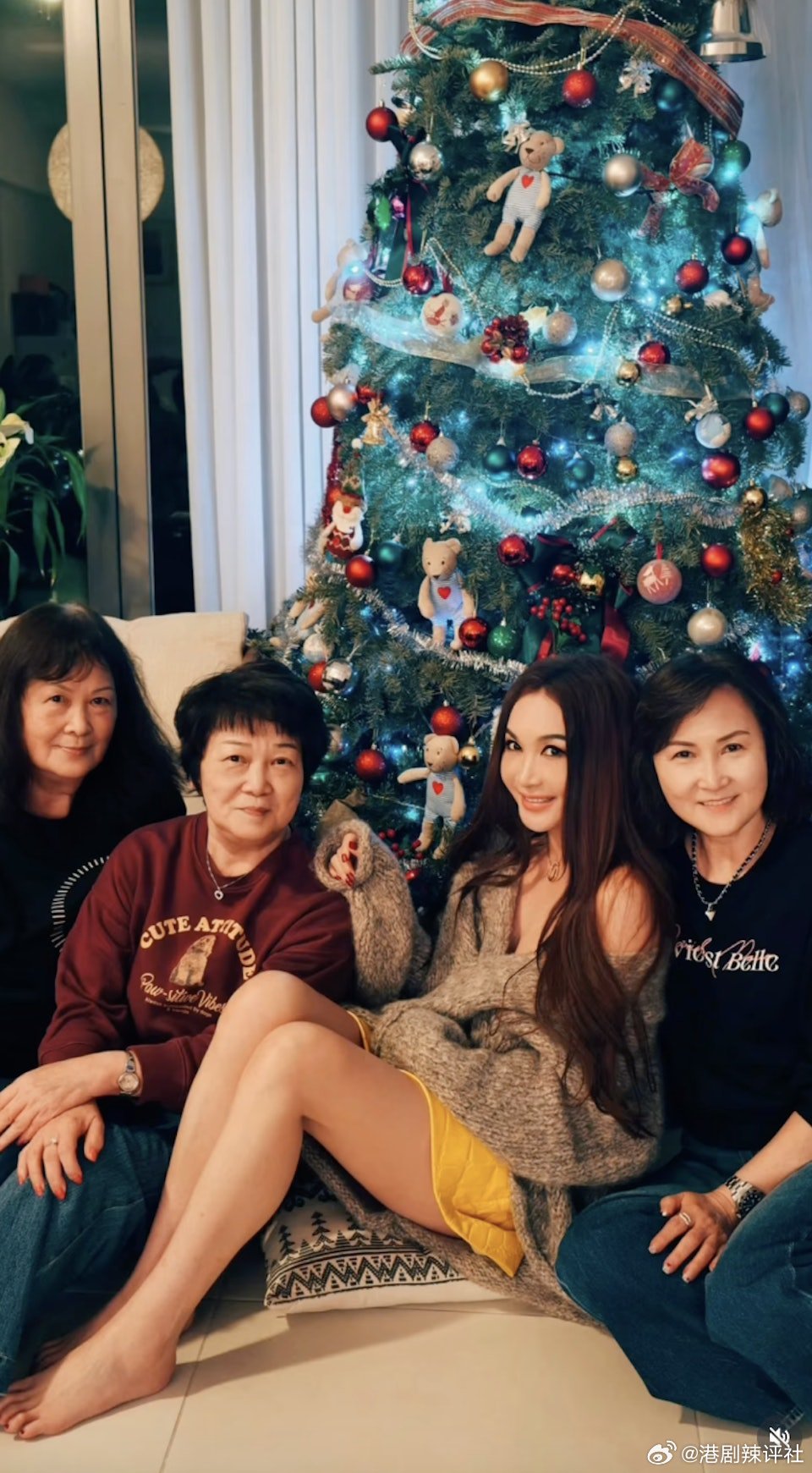 溫碧霞（Irene）出身基層，5歲時因經濟拮据欠些被媽媽賣走，15歲被媽媽狠摑後