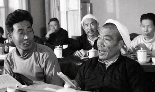 陈永贵当上副总理后，住在钓鱼台国宾馆，但毛主席让他搬出去，不要住在钓鱼台，是什么