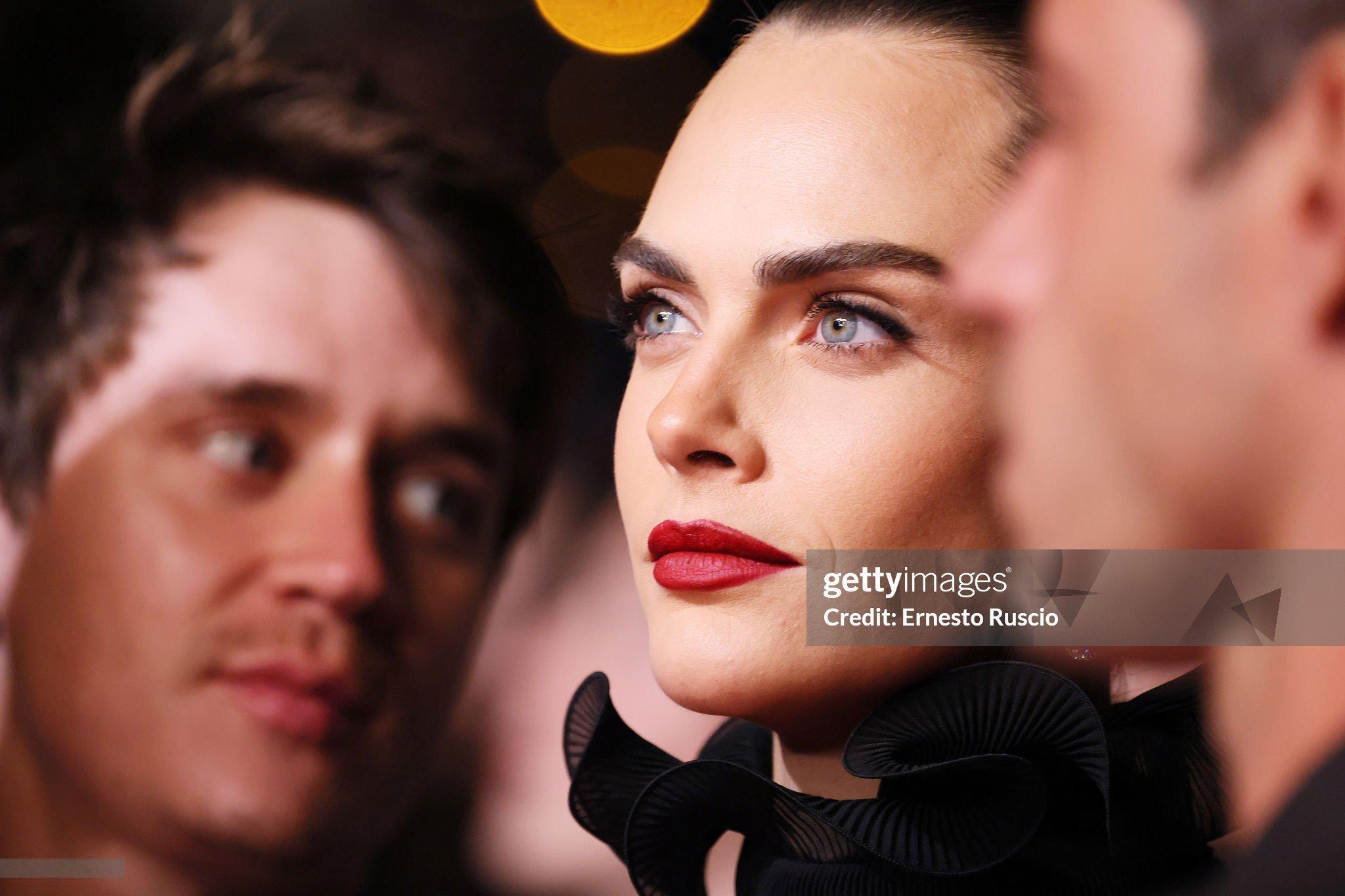 五月的 Cara Delevingne ，从 Met Gala 到戛纳电影节 ，