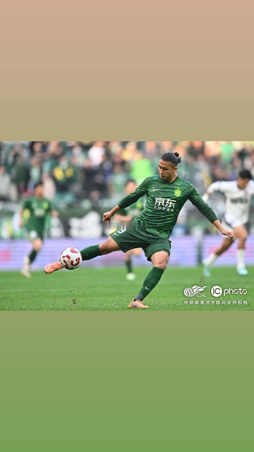 状态回归，连场进球的张玉宁更新社交媒体。加油！ 