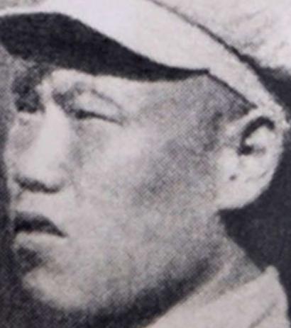 1951年，一志愿军往阵地送弹药，可当他到达后，却发现干部全牺牲，而战士更是乱成