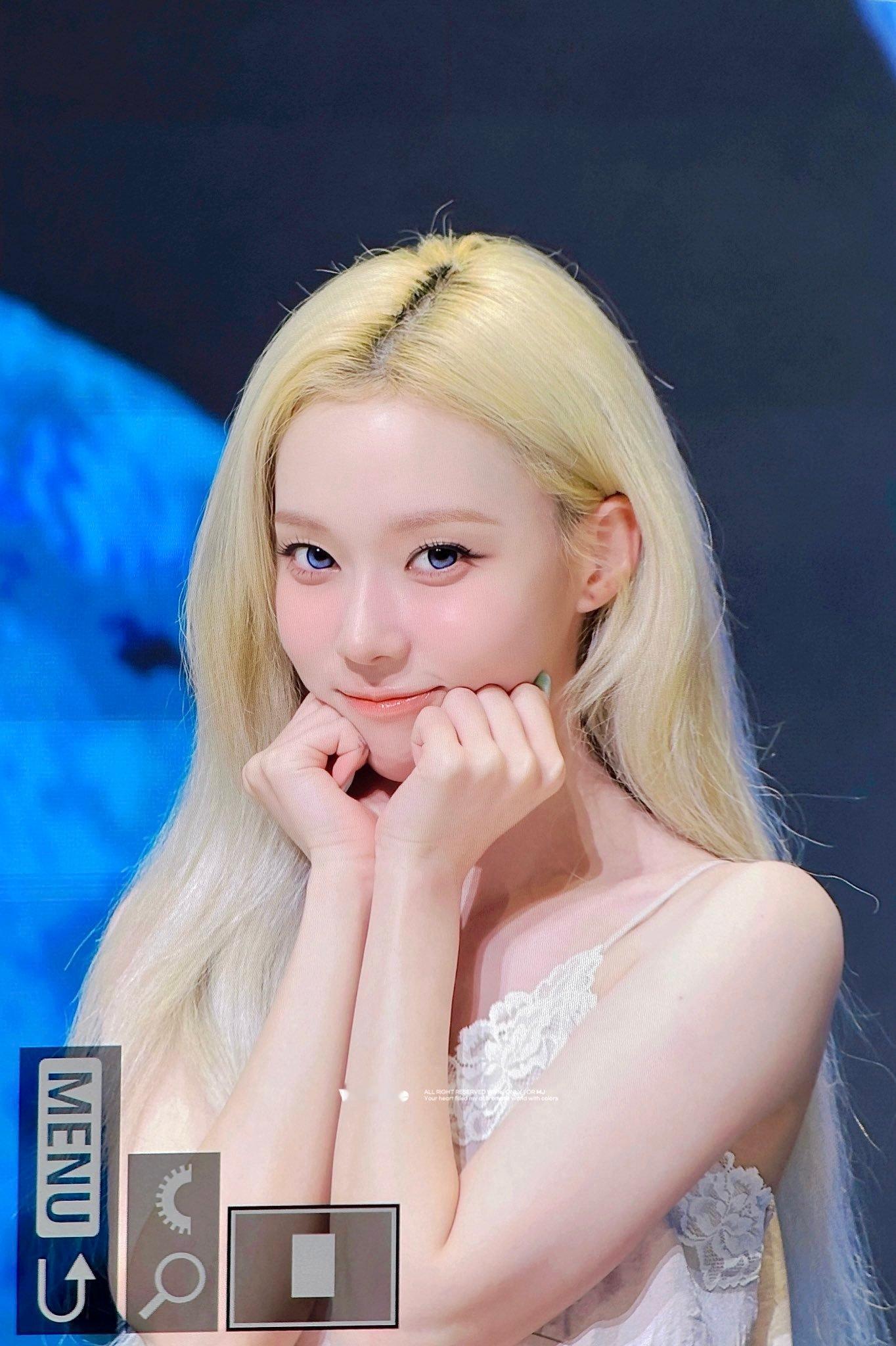 260607 K4线下签售清纯美🍃©️whitefor010101/snowd