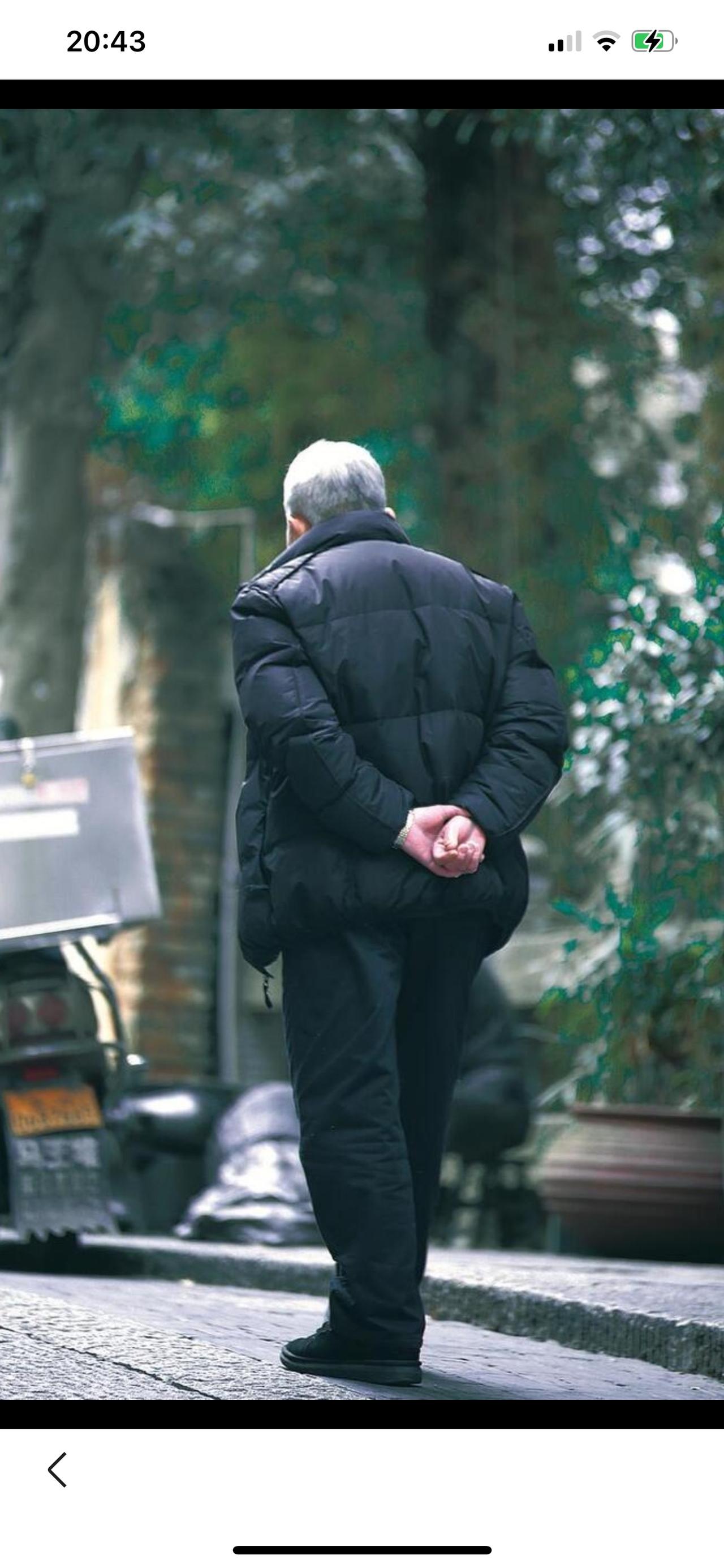 你的退休金多少，能决定你家庭地位的高低，不是吗？

1，1000 元左右——依附