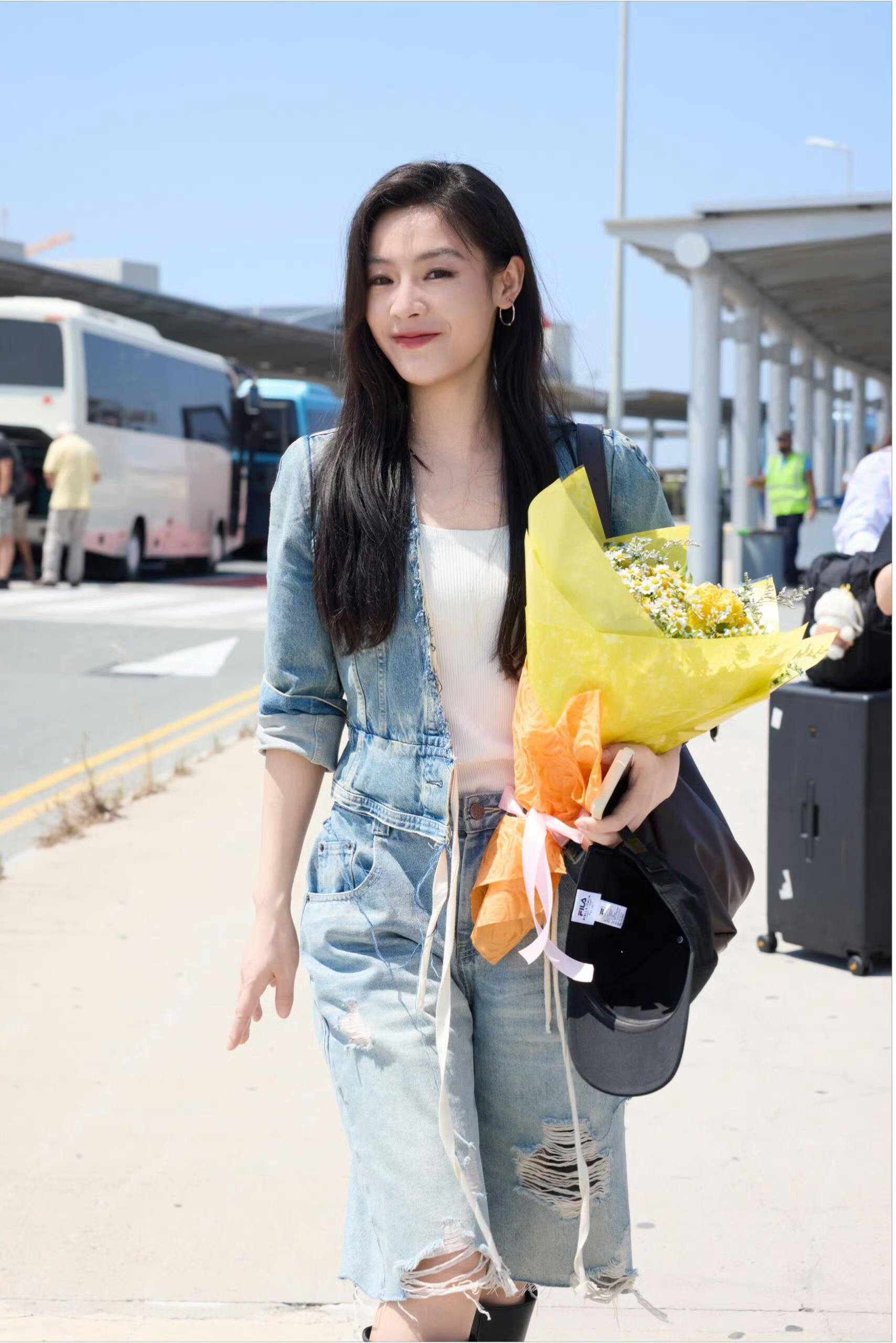 陈丽君年度瞩目女影人top1陈丽君潘婷护发代言人 收图，存图 