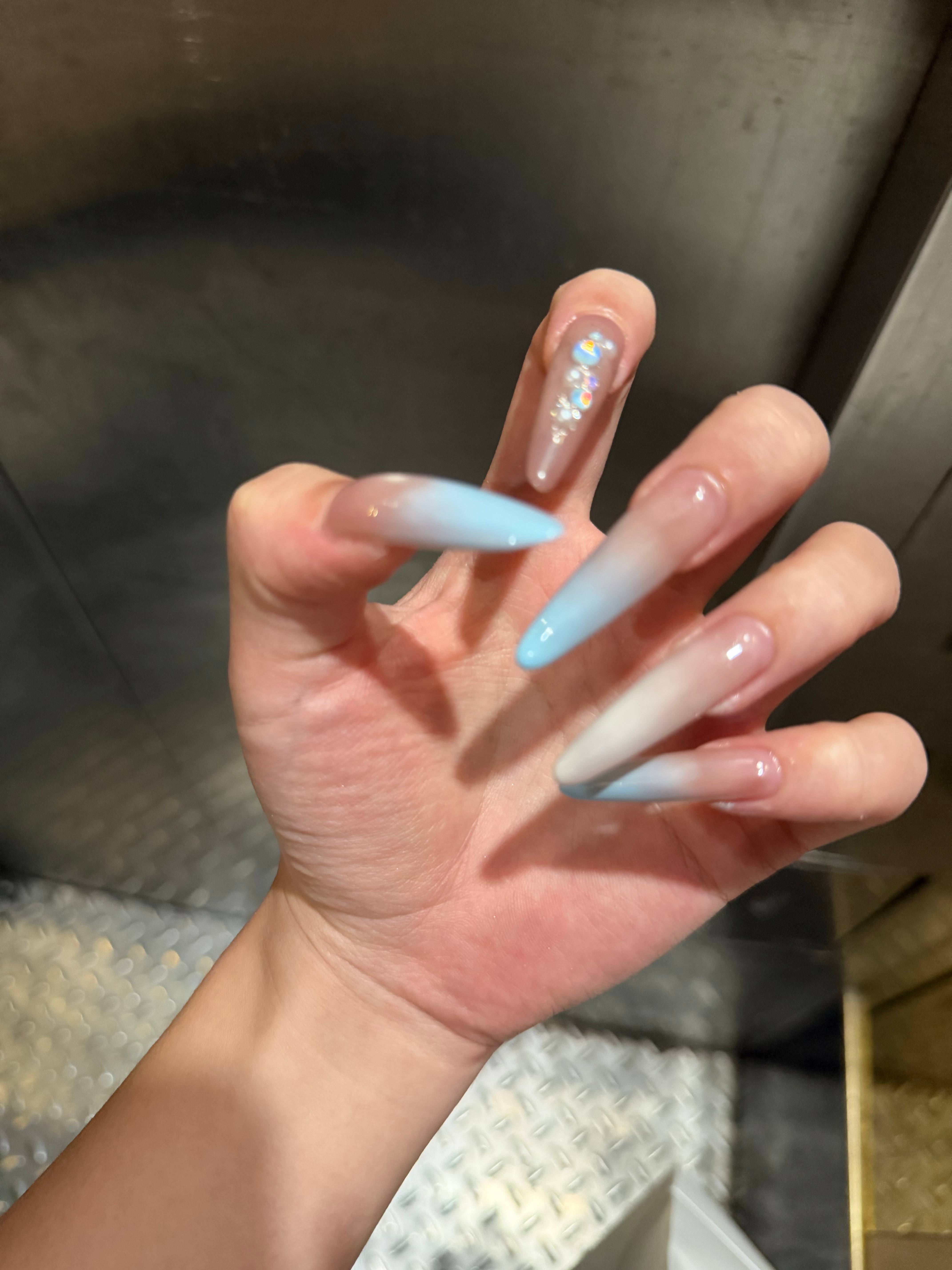 嘿嘿蓝粉 