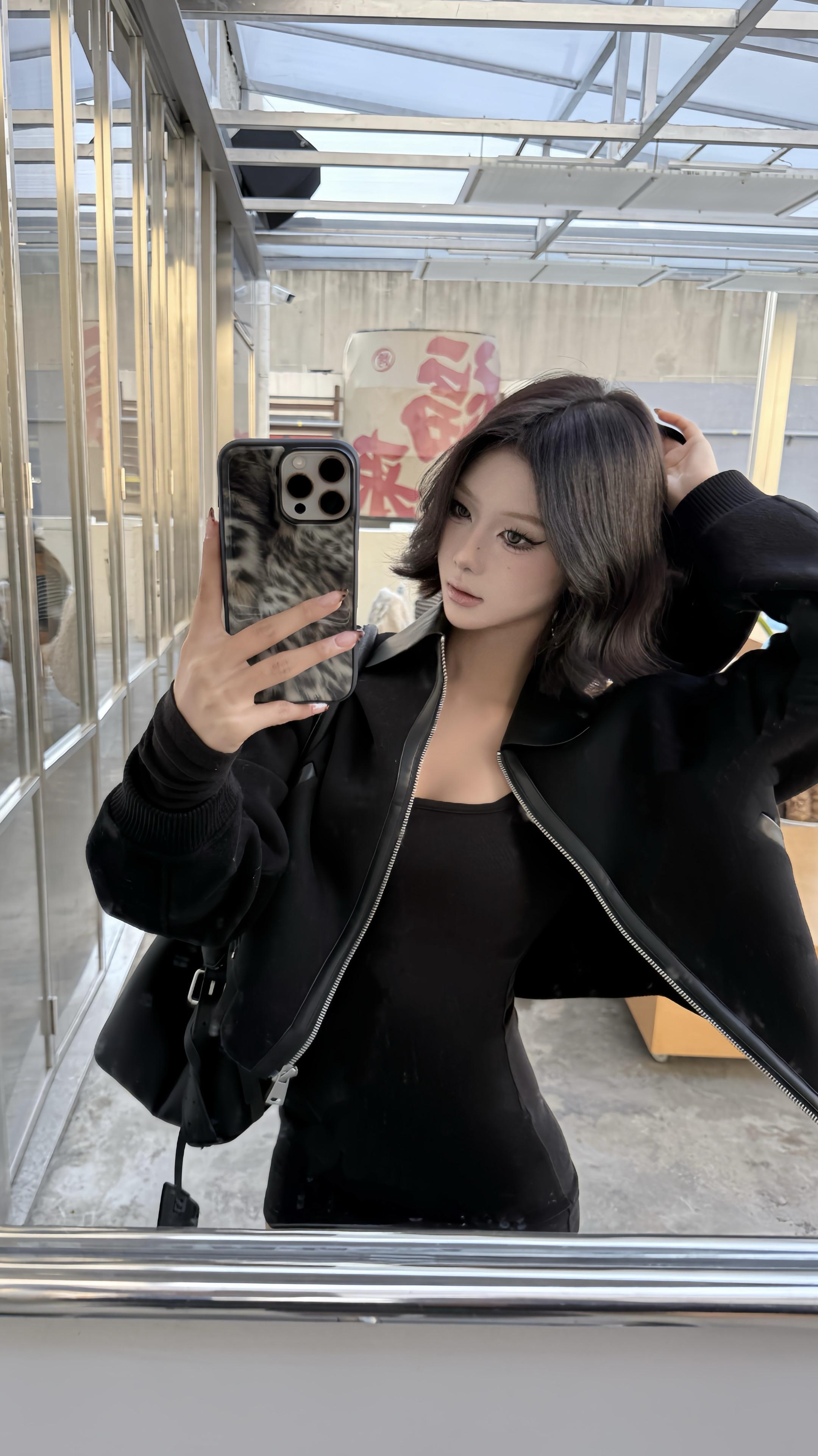 别偷偷浏览了 周报上你都成铁粉了