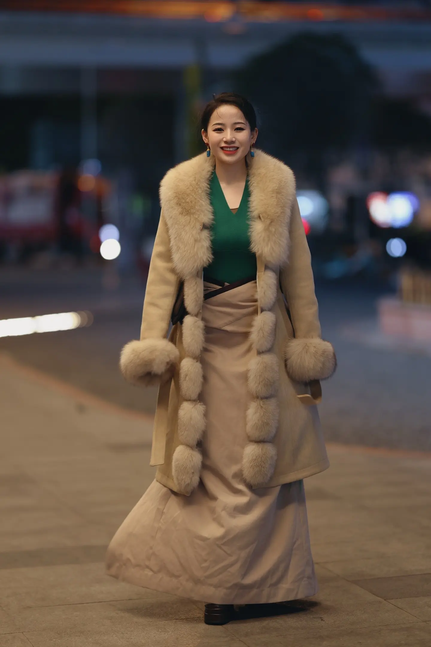魅力女人 爱拍照的老左 摄影老左  藏族美女 被记录是一件很幸运的事情