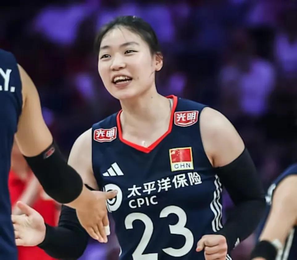 世界女排联赛总决赛4强决赛，中国队2一3不敌主场波兰队。
25一17，20一25