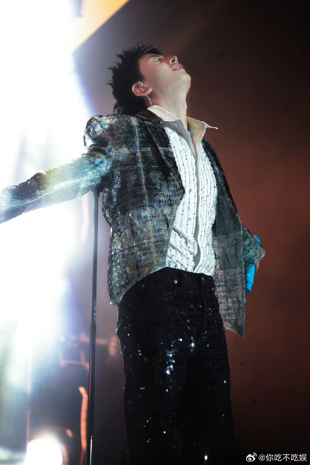 #芒果青春派对音乐节阵容官宣#在这个音乐节里面，我们真的是可以暂时忘记一切的烦恼