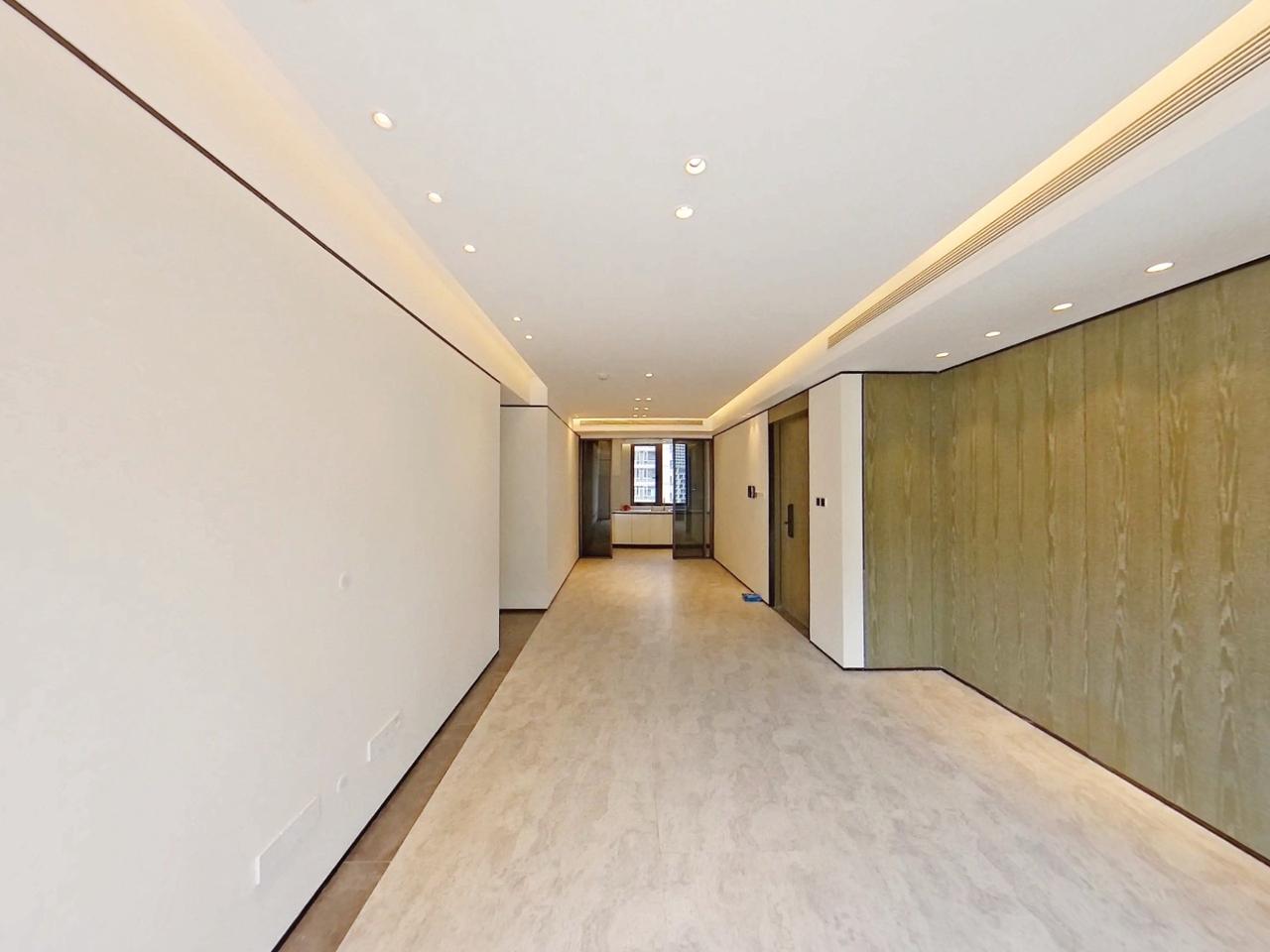 亚运村位置最好的区块——华润亚奥城144方中楼层，业主急售仅810，四房两厅两卫