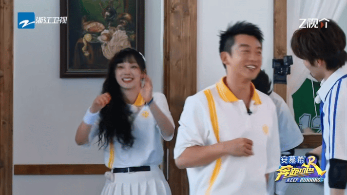 #宋雨琦 已老实#哈哈哈哈哈哈苏炳添撤回一个宋雨琦[允悲] ​​​