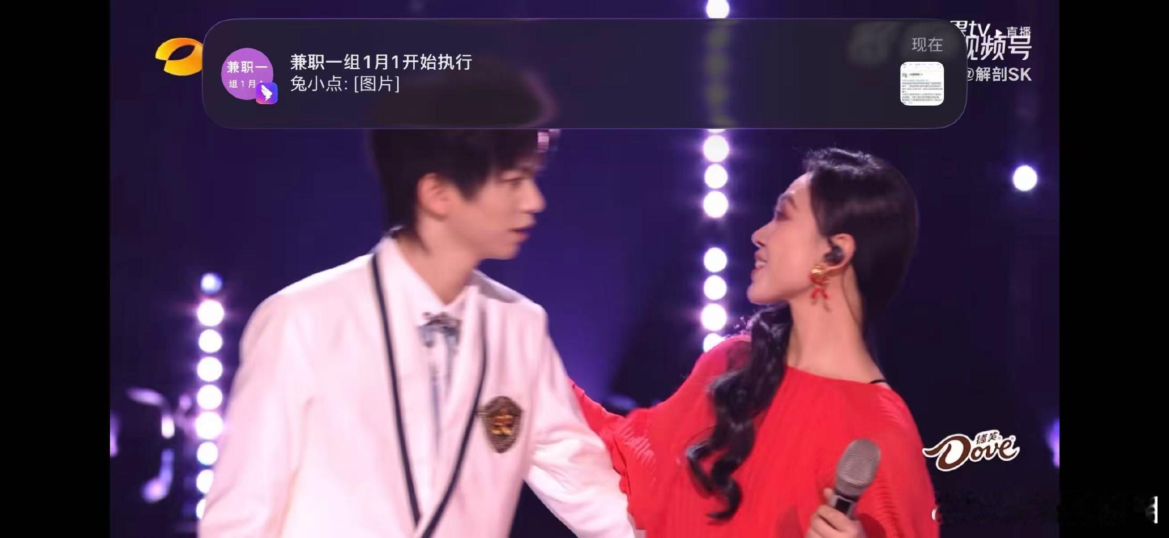 苗梦初进七强声鸣远扬声鸣远扬总决赛名场面诞生！魏忠杰票数一度落后苗梦初，靠着大众