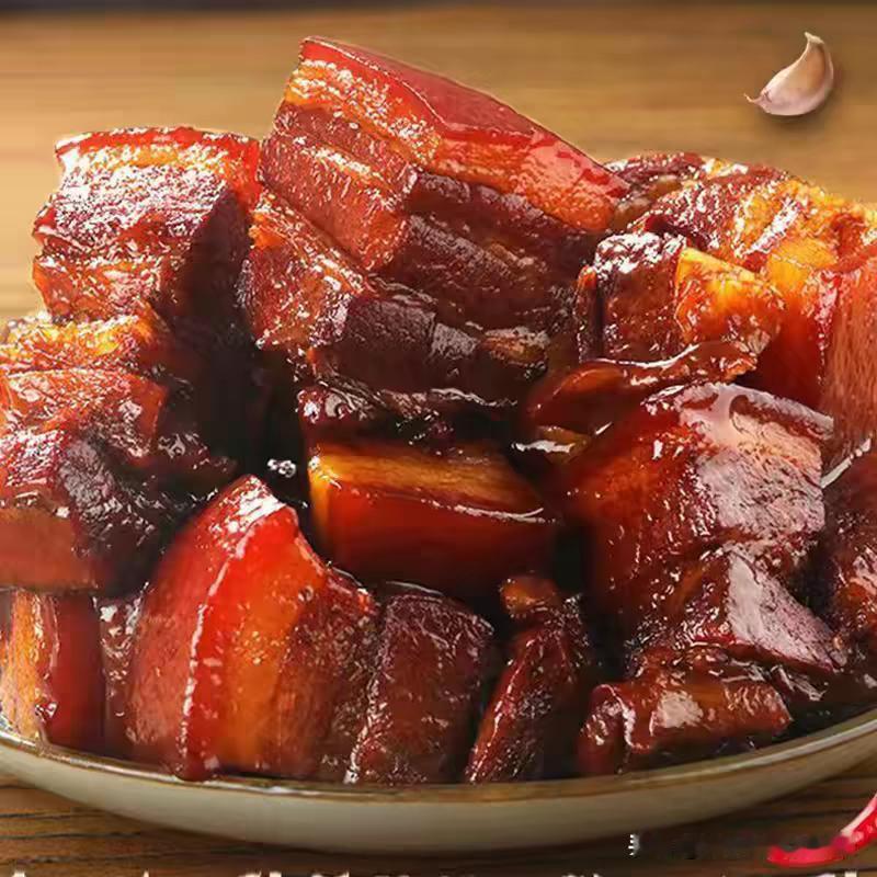 人到中老年：能放心吃红烧肉、啃甘蔗，就是顶级福气
      五一和朋友聚餐，桌