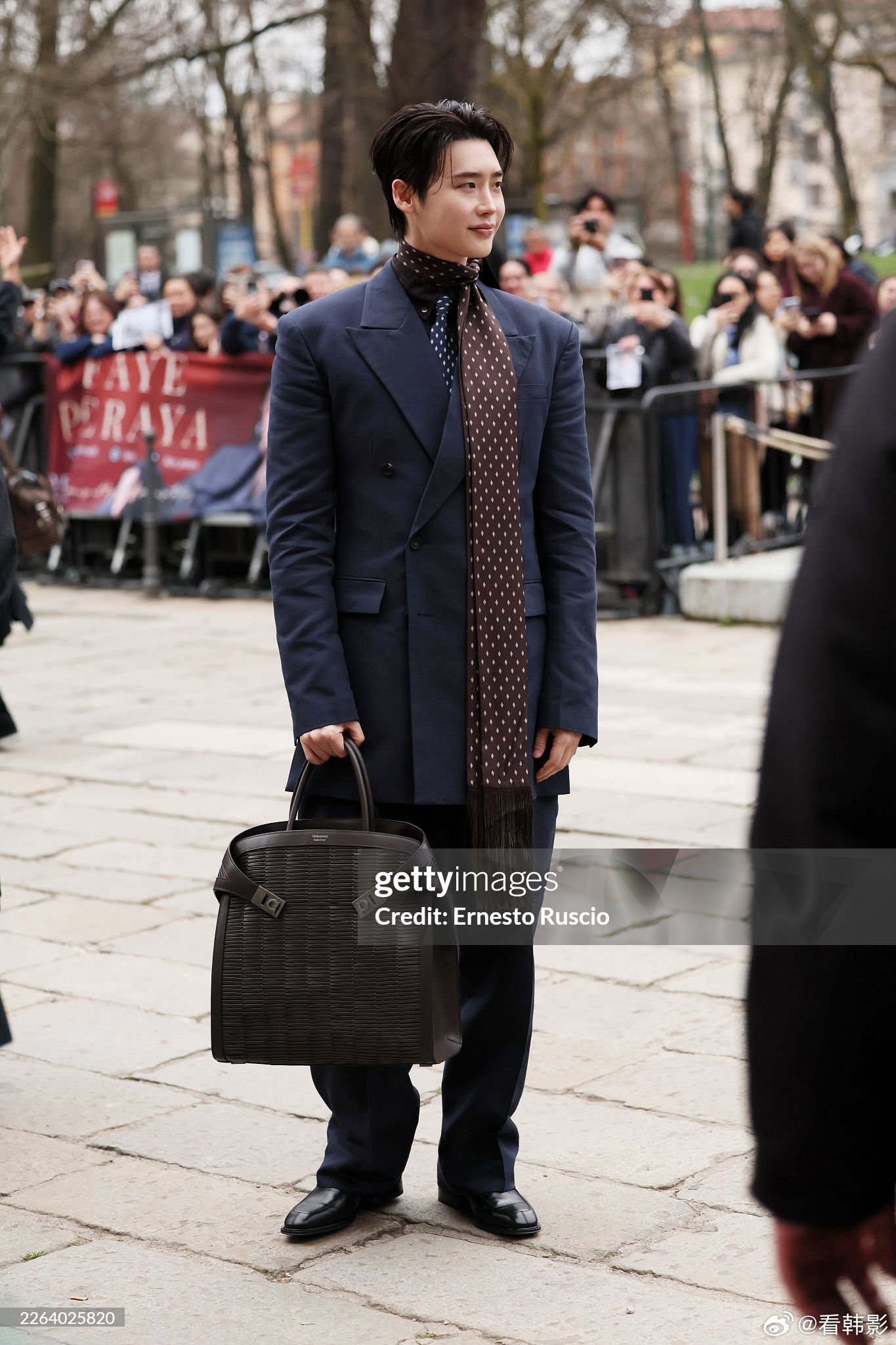 谁还在期待他能回春？脸馒了没法回去，身材也没见多努力啊，矮胖成这鬼样 