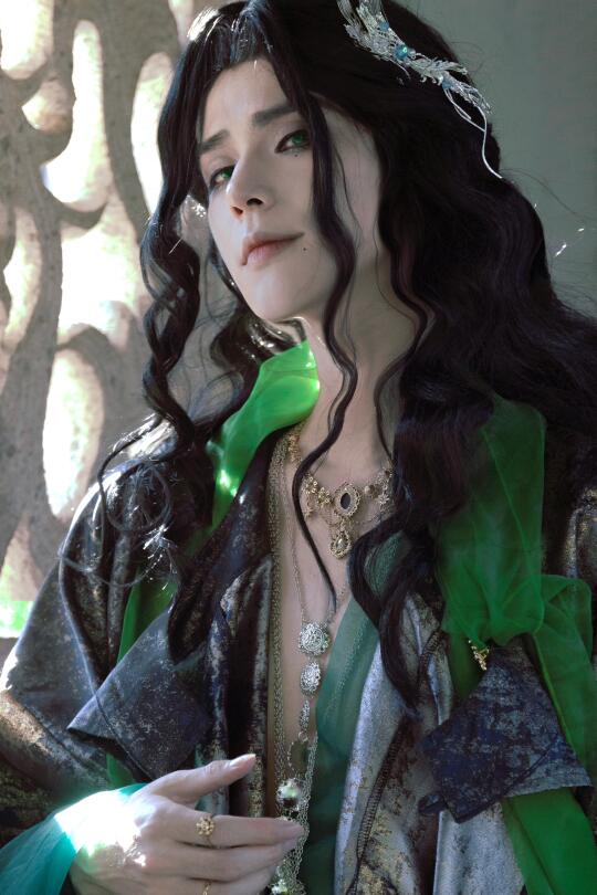 “权利和金钱才是婚姻的补品，大补！！”
