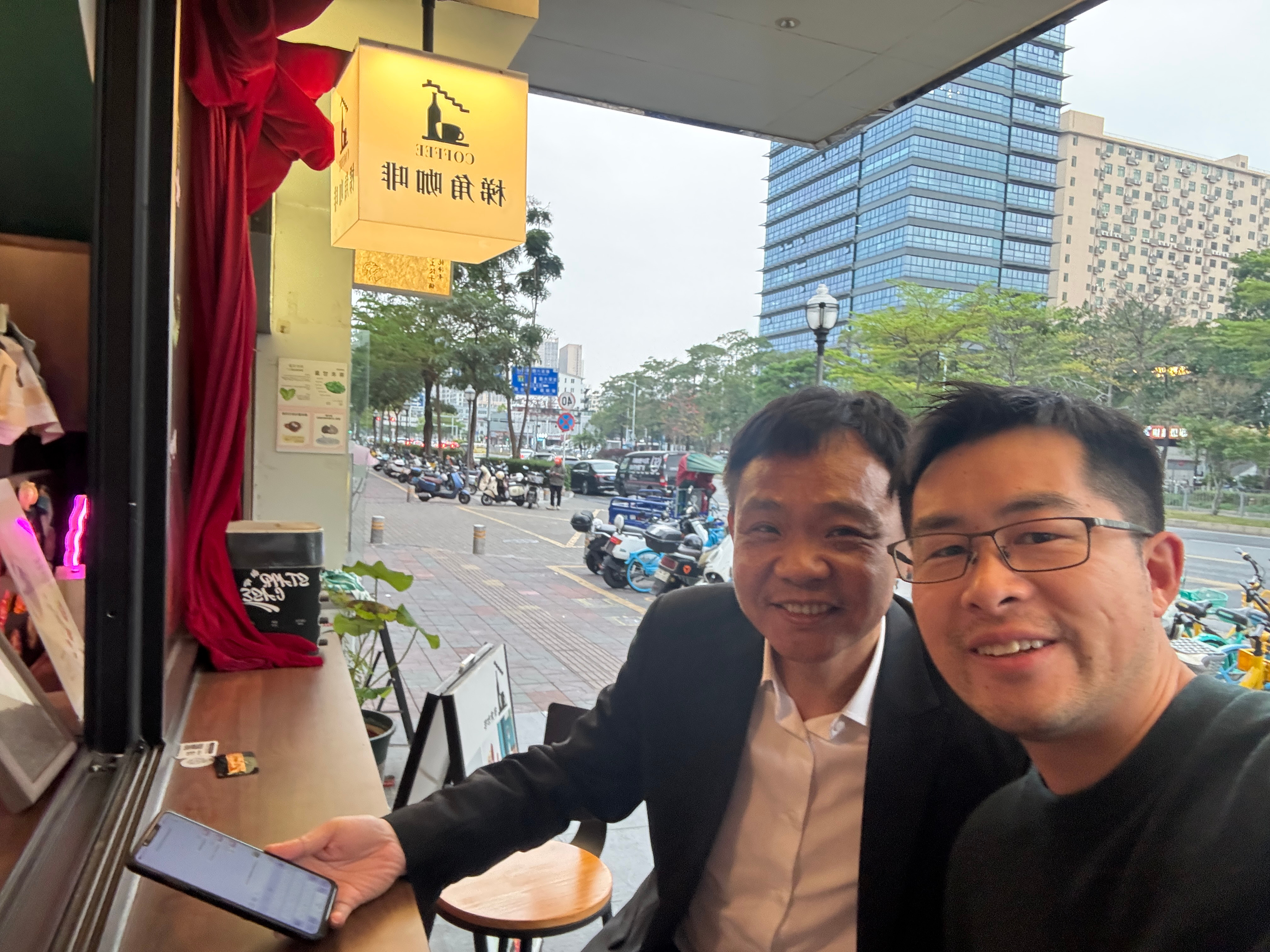 深圳改装车展跟法系车主一起玩谁在钟情法系车 改扭梁的最好方式就是换个扭梁 东莞