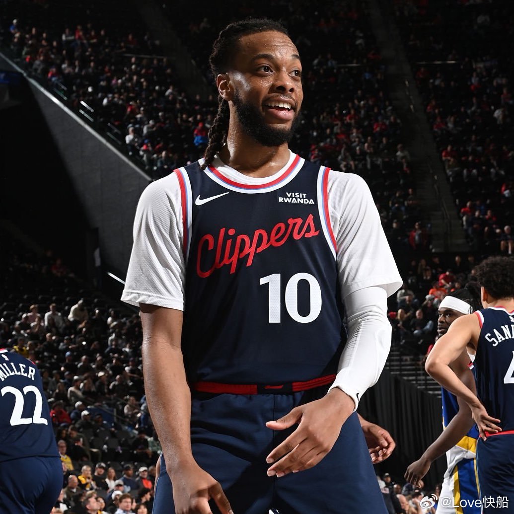 卢谈加兰：我从小看他到现在的全明星，他离开学校时就已经是一个非常出色的球员了。因