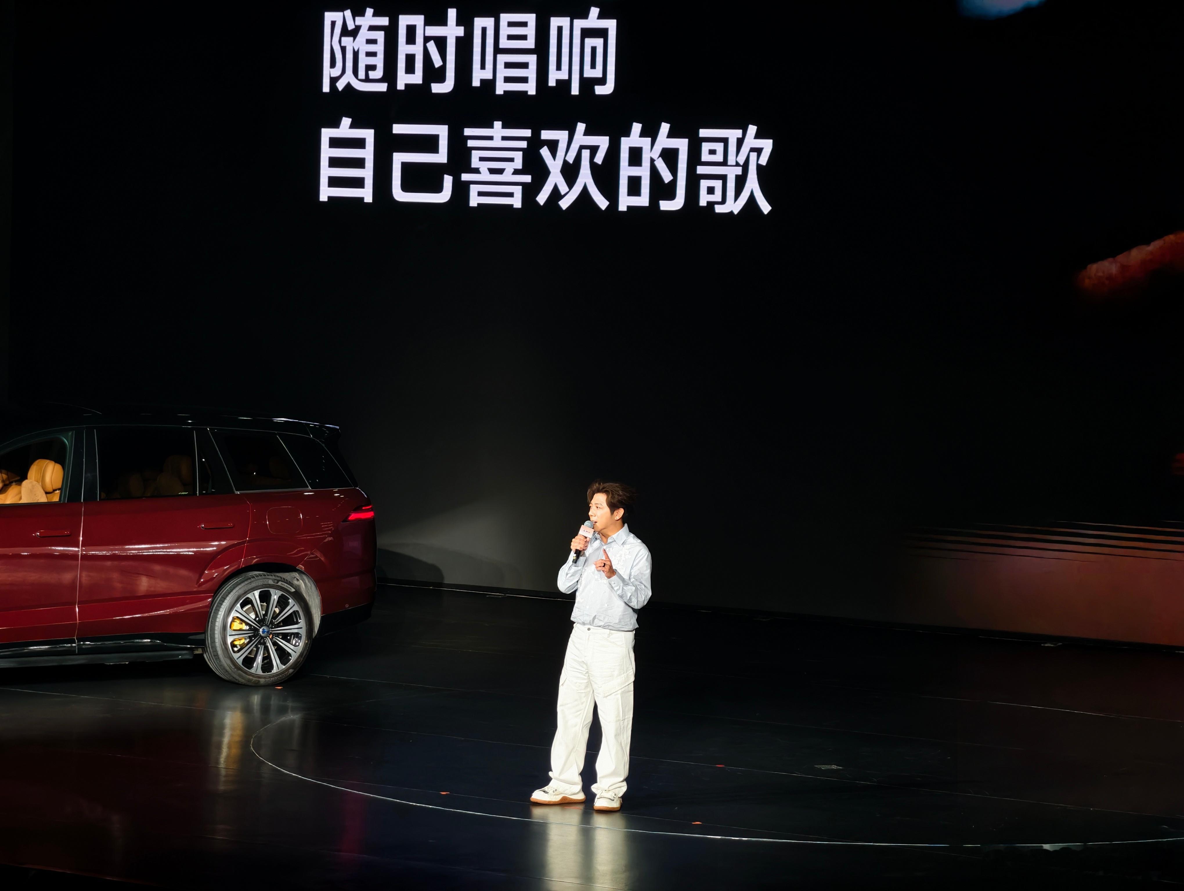 腾势N8L闪充版正式上市啦！尊荣型31.98万元，旗舰型34.98万元～第二代刀