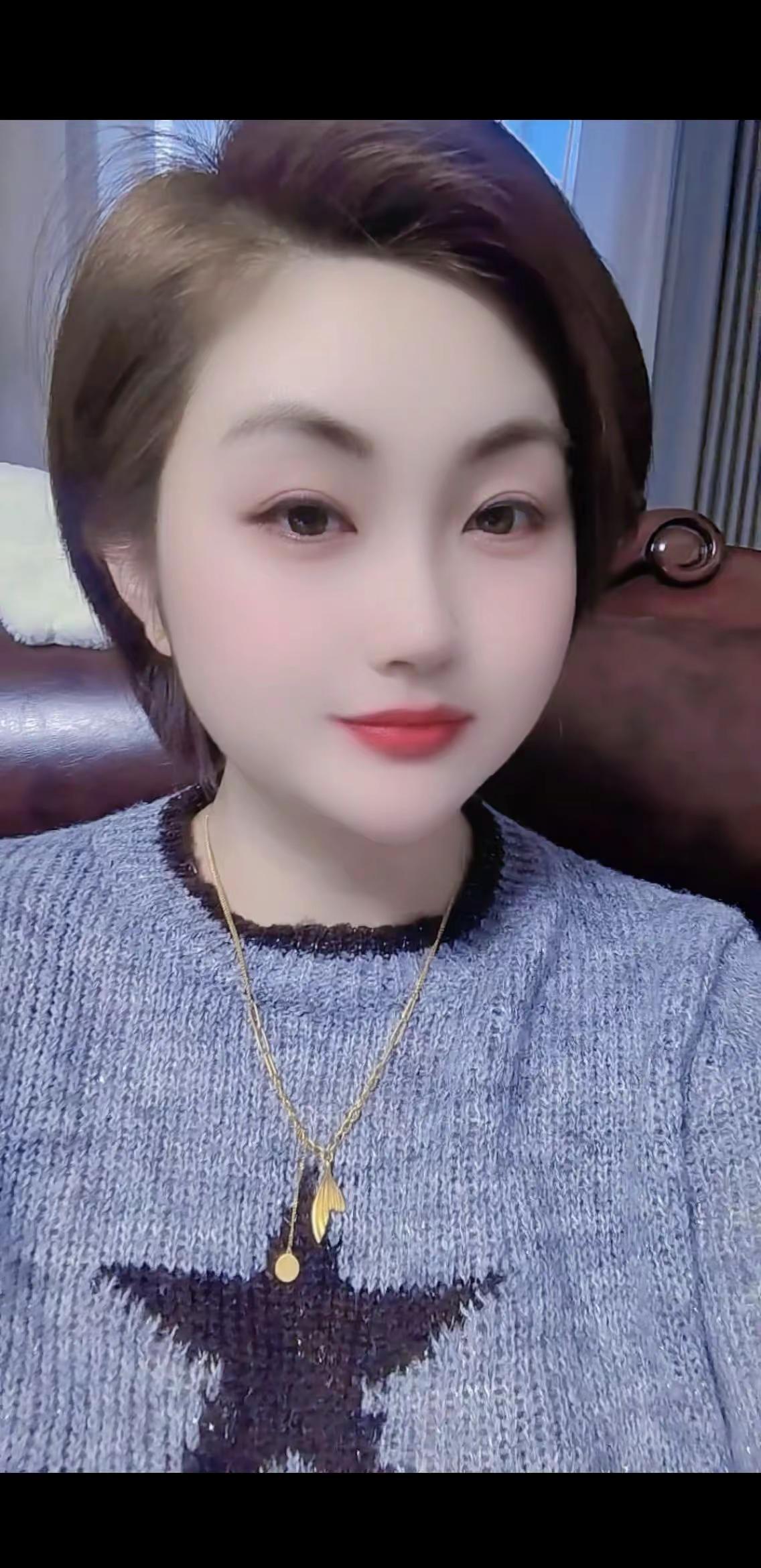 以平静之心面对这个世界 难熬的日子里 什么都没说