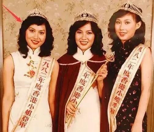 1982年，61岁的赌王何鸿燊对19岁的邝美云说：靓女，有没有兴趣做我的姨太太呀