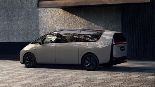 李想认错我们变成了自己讨厌的人