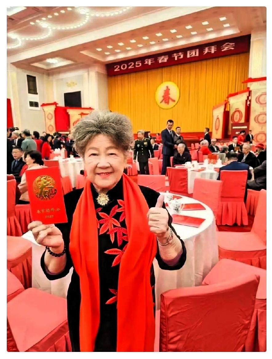 表演艺术家陶玉玲去世
她不是死于意外，
也不是死于贫穷，而是因为

疾病！因为她