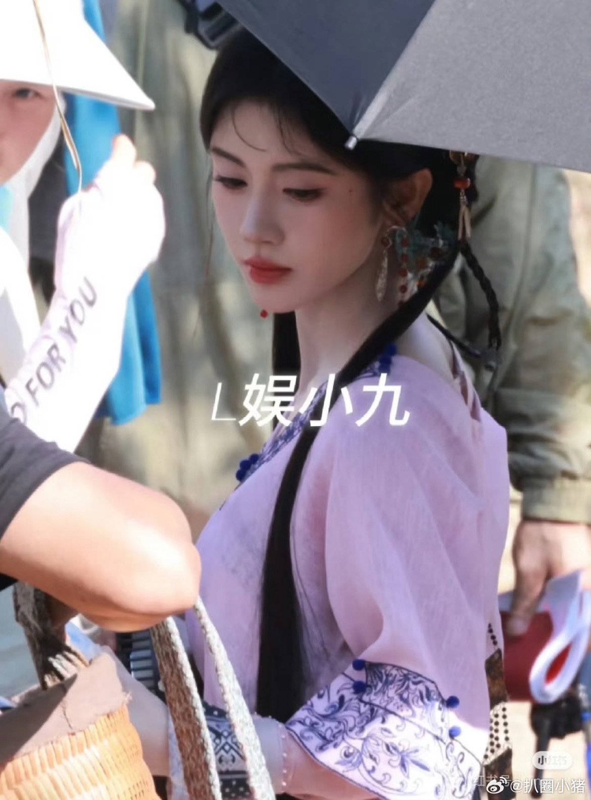 鞠婧祎《来战》阿黛新衣服～香香软软的小蛋糕😍 ​​​