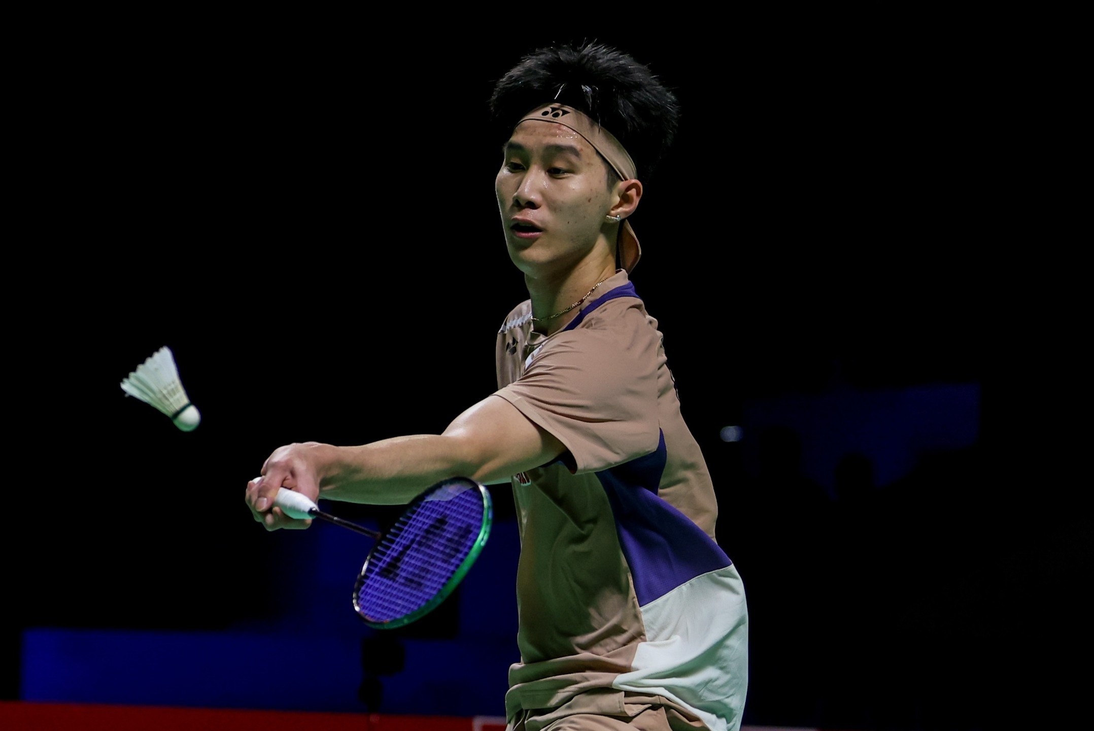 帕尼查蓬🇹🇭 21-11、21-18 🇸🇬郑加恒下轮：帕尼查蓬🇹🇭 