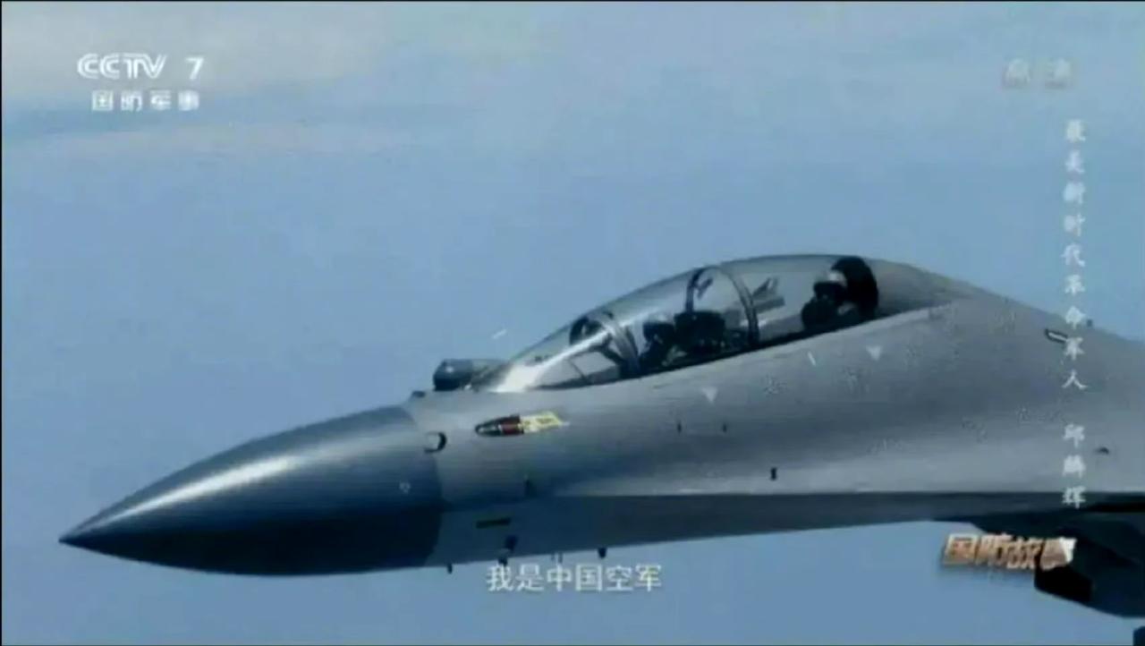 中国战机特喜欢向土澳军机发射干扰弹，让土澳飞行员的心理阴影面积越来越大。

中国