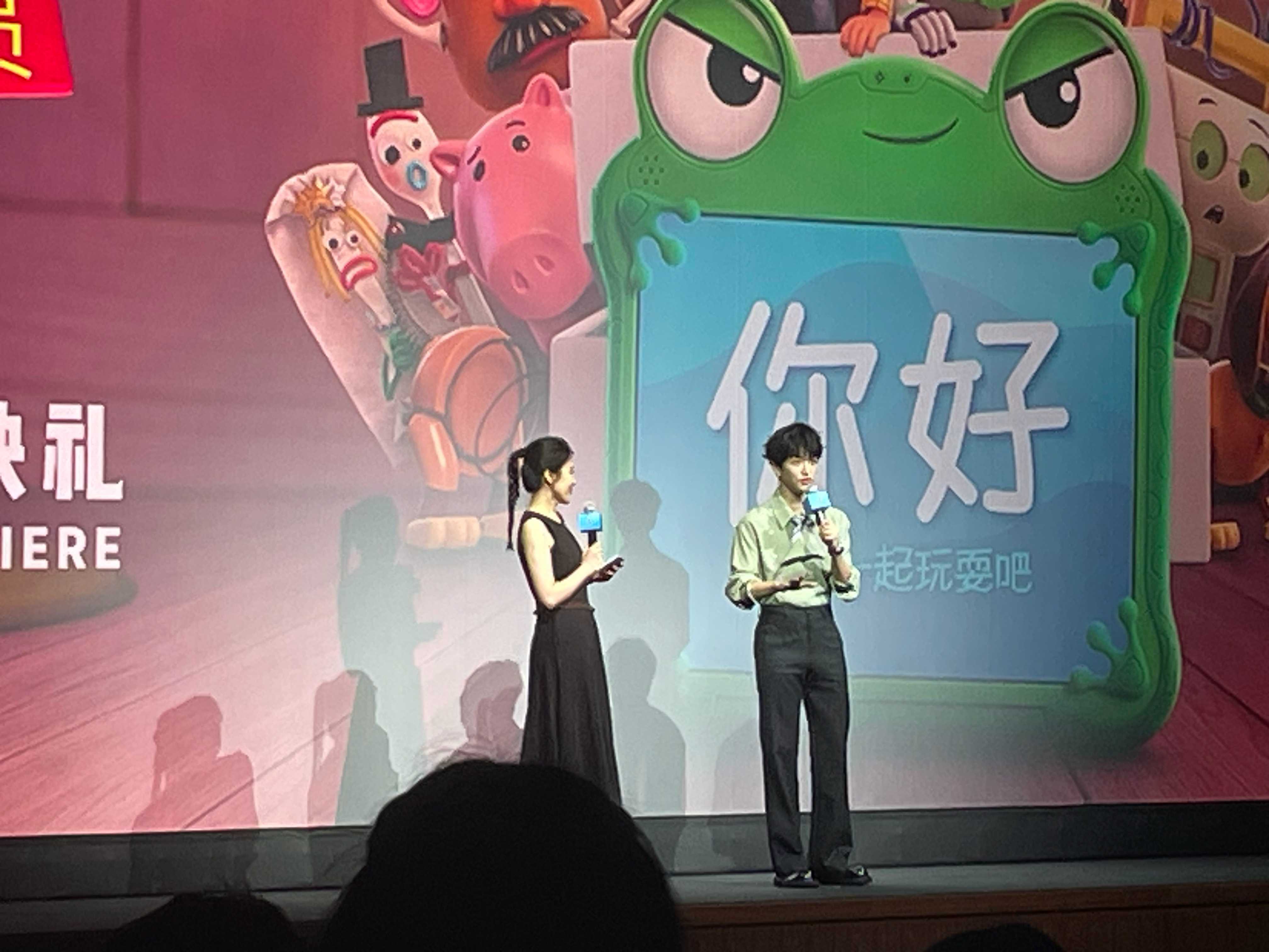 玩具总动员5 中国首映礼打卡归来！迪士尼乐园里玩具总动员区稍增加了一些电影彩蛋！