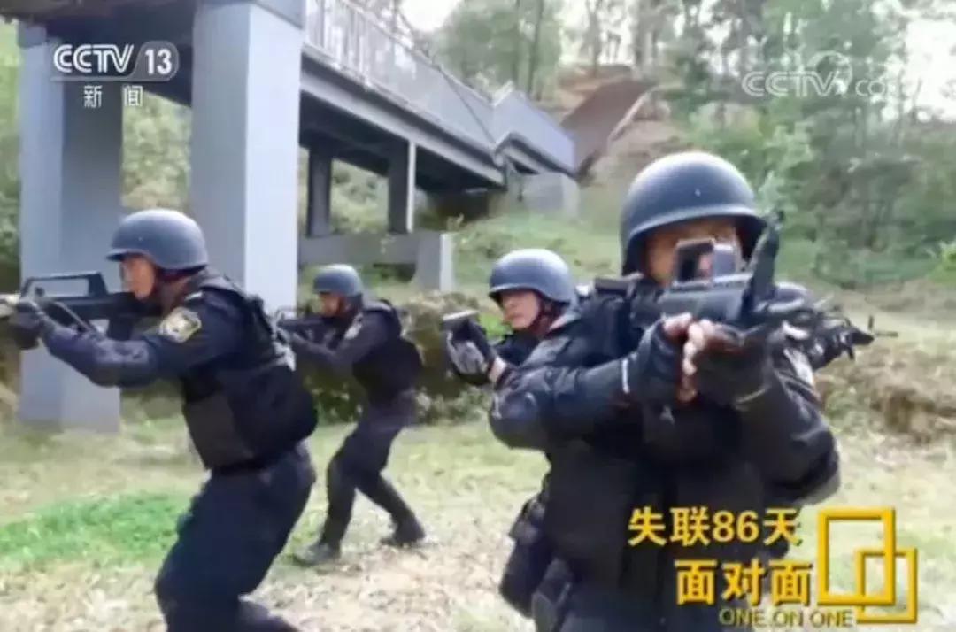 2012年，一名云南特警在执行一项秘密任务时失踪，人们普遍认为他已经牺牲。直到8