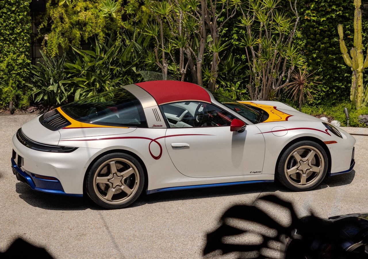 保时捷911  2026 Porsche 911 Targa 4 GTS Jes